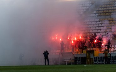 Феновете на Ботев Пловдив надъхаха отбора преди утрешното дерби с