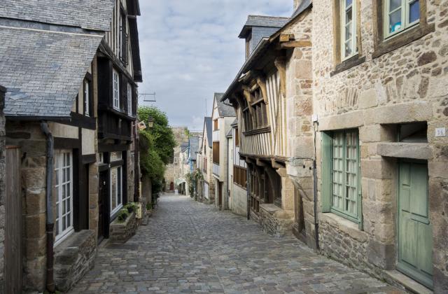 Тъй като лихвените проценти във Франция започват да падат и