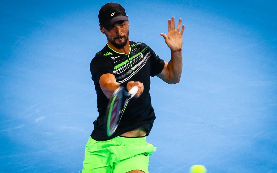 Димитър Кузманов записа нова впечатляваща победа и се класира за