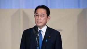 Китай предупреди премиера на Япония Фумио Кишида да не променя