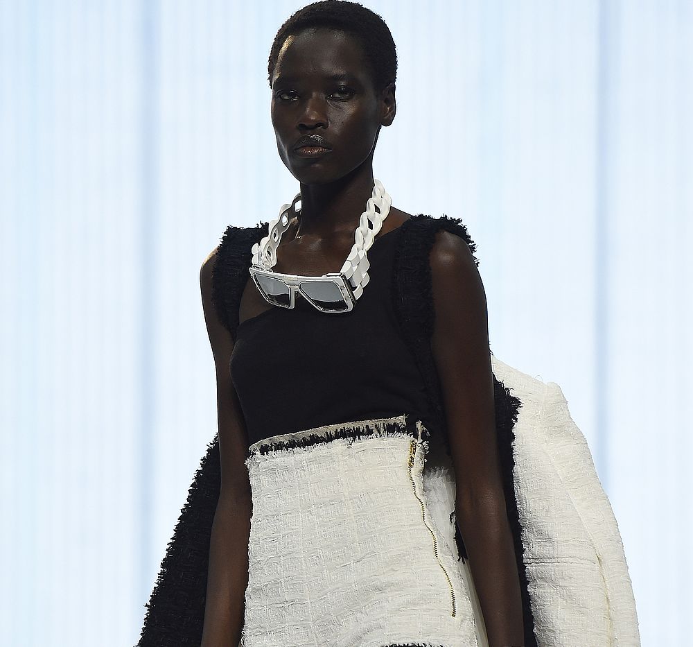 Модна къща Balmain