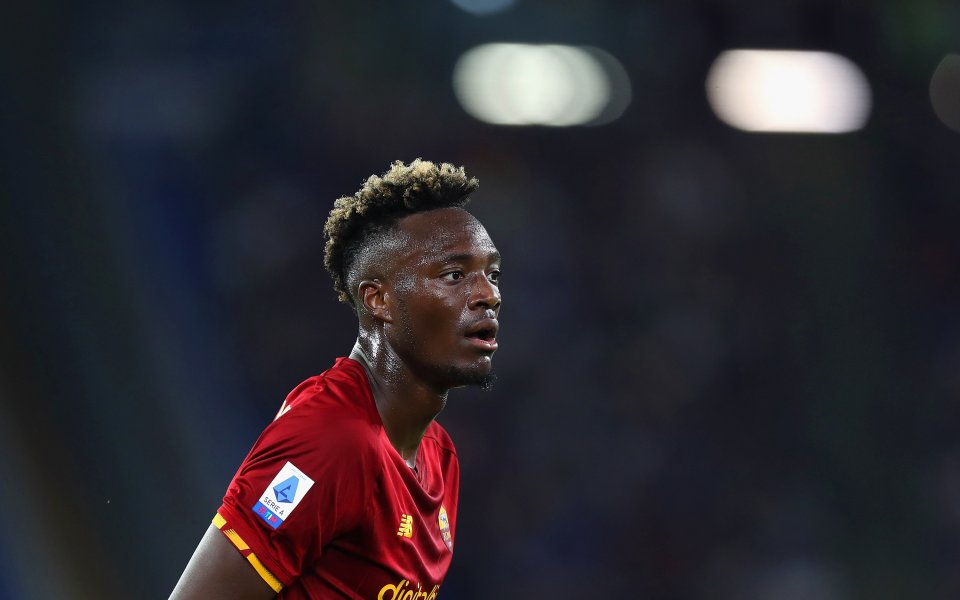 Нападателят на Рома Тами Ейбрахам е извикан в националния тим