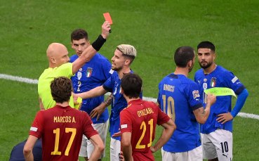 Италия и Испания играят при резултат