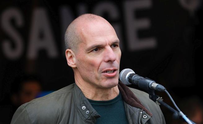 Бивш гръцки финансов министър е разследван за насърчаване на употребата на наркотици