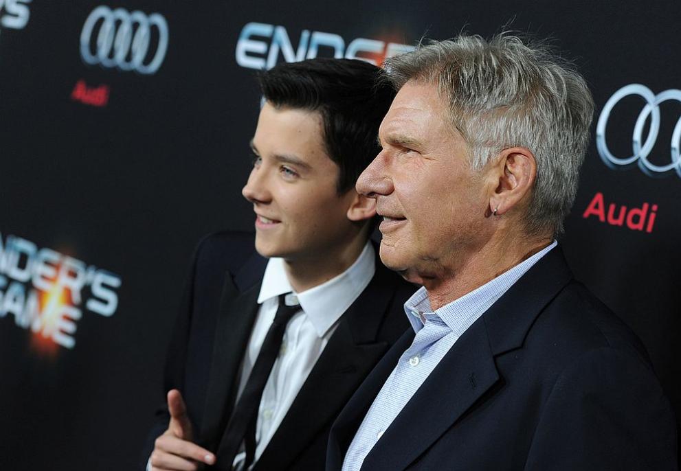  Ейса Бътърфийлд и Харисън Форд 