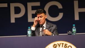 Президентът на Българския футболен съюз БФС Борислав Михайлов все пак