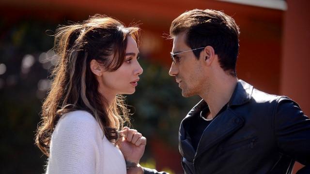 Два свята се преплитат в премиерния сериал „Черно-бяла любов” по NOVA