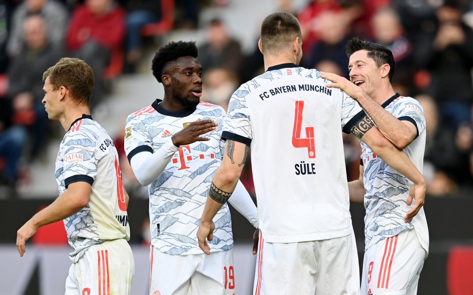 Защитникът на Байерн Алфонсо Дейвис е с контузия след разгромната