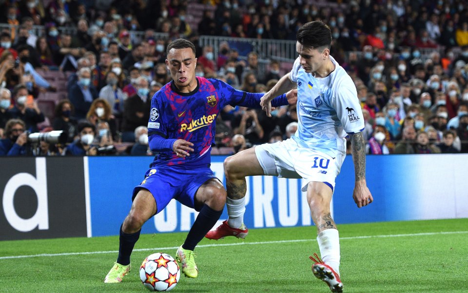 Барселона гостува в Киев на местния Динамо в преследване на