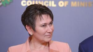 Бившата служебна министърка на икономиката Даниела Везиева е плагиатствала за