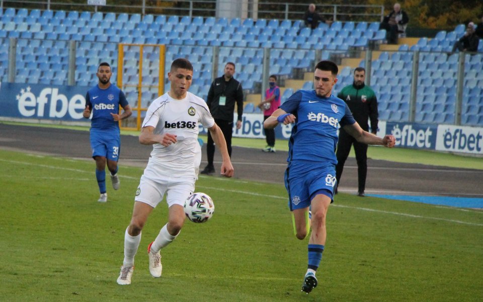 Отборите на Славия и Арда се изправят един срещу друг