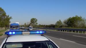 Издирват шофьор на товарен автомобил избягал от проверка във Великотърновско