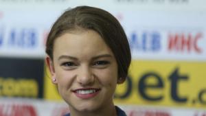 Лаура Траатс