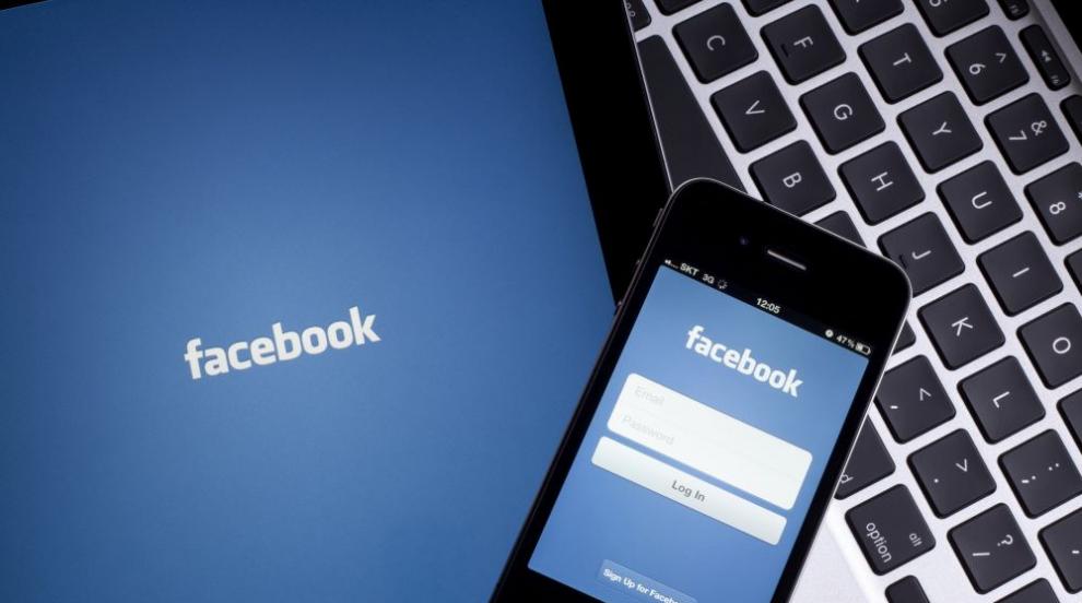 Срив във Facebook