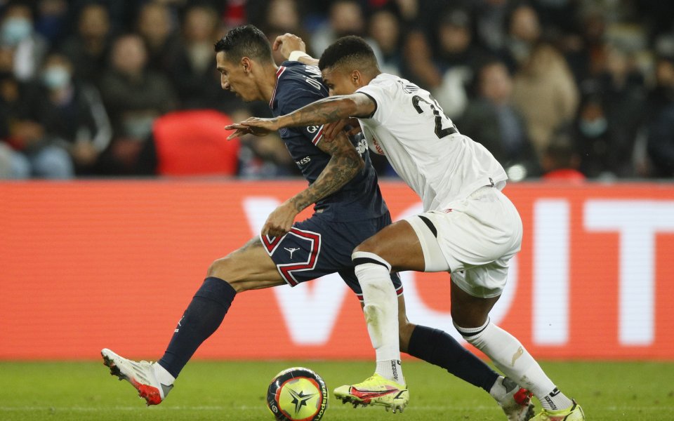 Отборите на Пари Сен Жермен и Лил играят при в