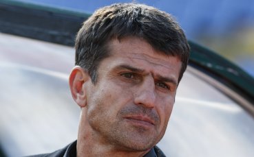 Със загуба тръгна новият треньор на Нефтохимик Владимир Иванов