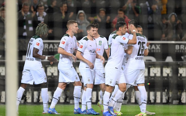 Гладбах развали серията на Бохум