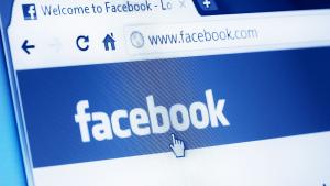 Компанията майка на Facebook Meta съобщи че приходите й