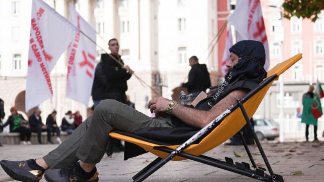 Протест срещу зеления сертификат в центъра на София