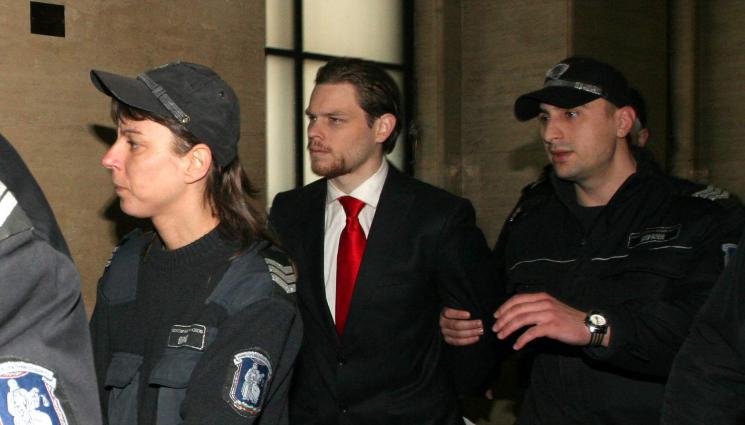 Помилваха убиеца Джок Полфрийман - Касапинът Полфрийман агитира за изборите у нас!