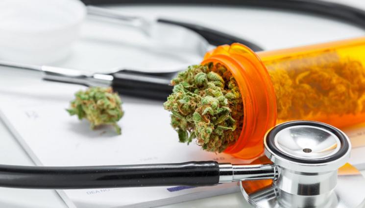 Лекуват с марихуана 260 болести - Лекуват с марихуана 260 болести