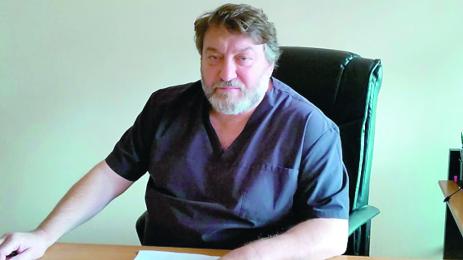 Хирург обиколи 196 държави