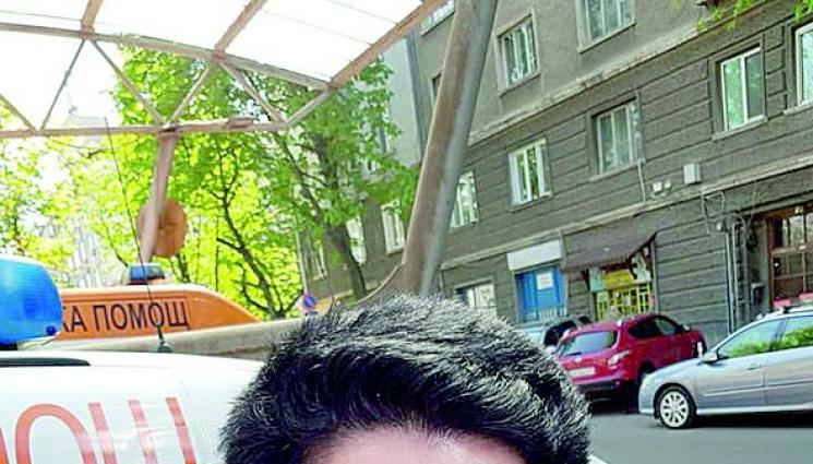 Лекарката от Спешна помощ е имала COVID 19 - Лекарката от Спешна помощ е имала COVID-19