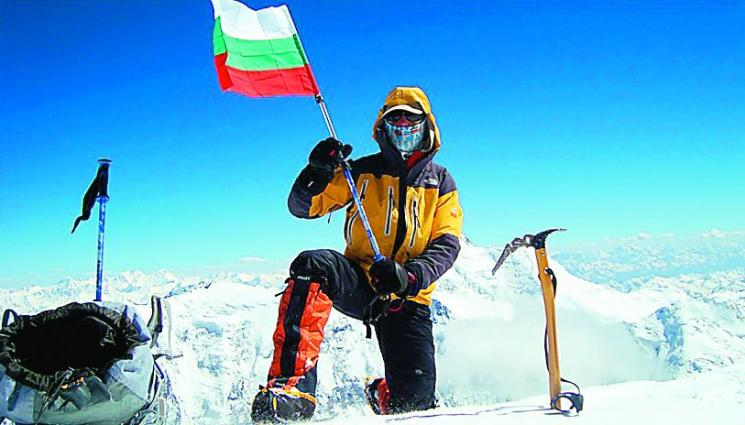Боян остана завинаги на 11 ия си осемхилядник - Боян остана завинаги на 11-ия си осемхилядник