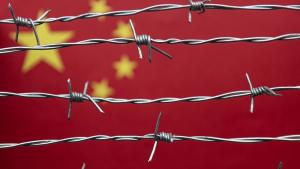 Китайските власти призовават гражданите да не поръчват стоки от чужбина
