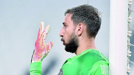 Райола притиска Милан за Донарума