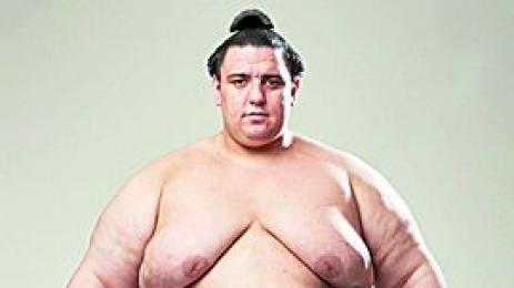 Аоияма не успя да спре японец