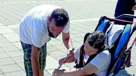 Рециклиране с кауза спасява 11 годишно момиче