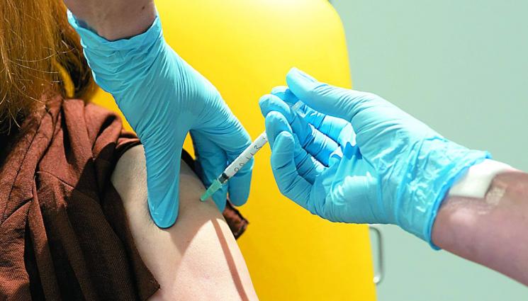 Майка на тризнаци създаде ваксината - Майка на тризнаци създаде ваксината