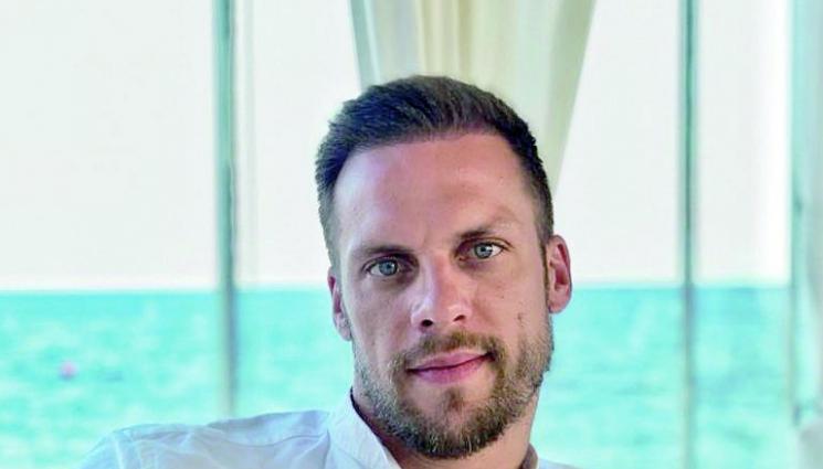 Джаферович изпил парите от Сървайвър - ЛЮБОВ ЛИ БЕ ДА Я ОПИШЕШ: Ваня Джаферович трогна феновете (СНИМКИ)