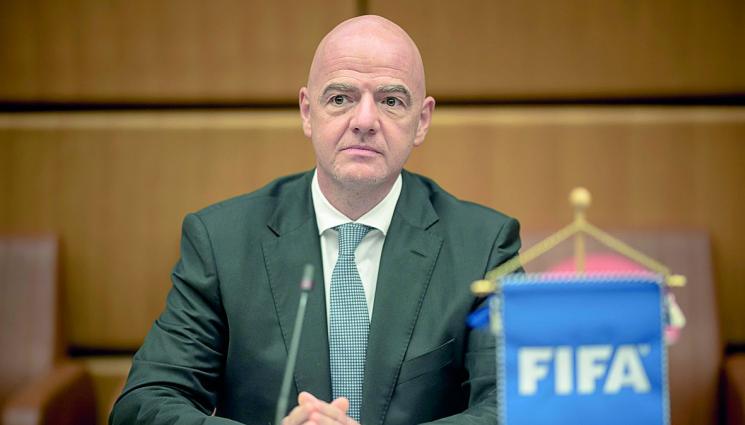 Инфантино защити ВАР