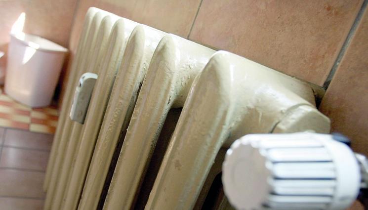 По евтино парно догодина - ДОБРЕ, ЧЕ СЕ ЗАТОПЛИ: Наш град остава без парно!