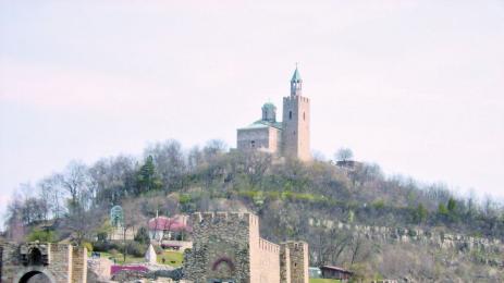 Десетачка за качване на Царевец