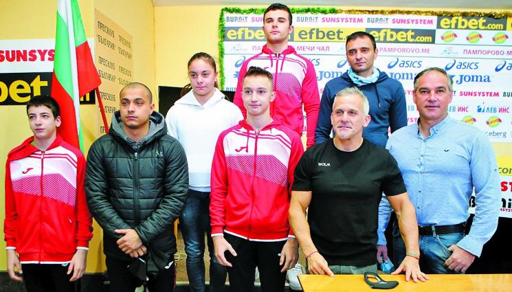 Хъдълстоун иска поне на пет олимпиади - Гимнастиците ни не стигнаха финал на световното