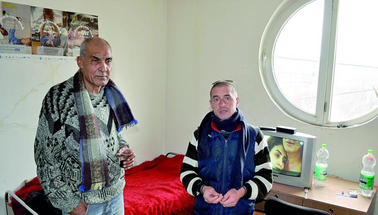 Осъден на смърт пази бездомниците в Хасково - Осъден на смърт пази
бездомниците в Хасково