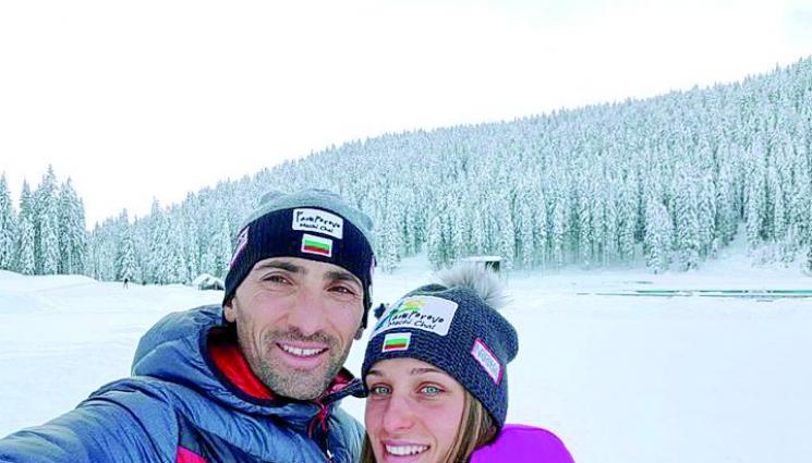 Владо и Милена в топ 20 на щафетата - Владо и Милена качиха бебето на ски