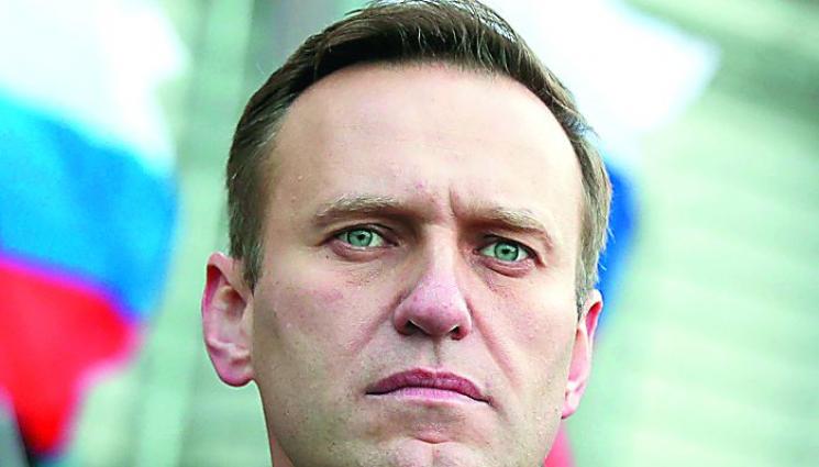 Навални пратен в наказателна колония - Русия обяви официално Навални за терорист