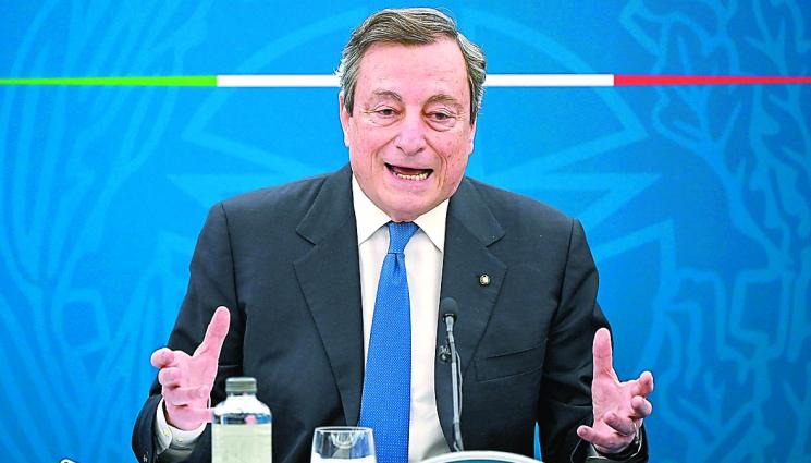 Драги нарече Ердоган диктатор - ПАТОВА СИТУАЦИЯ: Италианският президент отказа да приеме оставката на премиера Драги