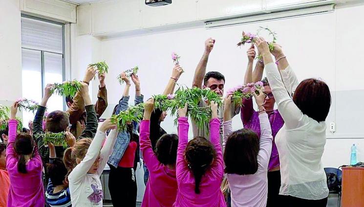 Гери върти БГ училище в Милано - Гери върти БГ училище в Милано