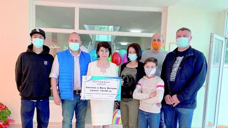 Наш професор от САЩ дава 100 бона на болни деца