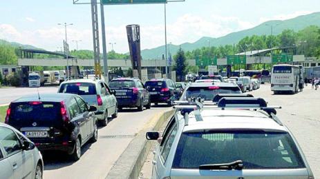 Пускат допълнителни ленти на Кулата Промахон