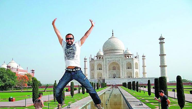 игнат плува с делфини на карибите - игнат плува с делфини 
на карибите