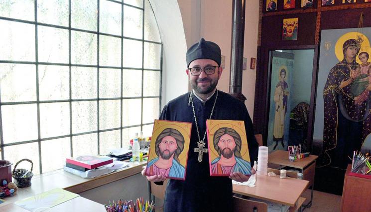 Бесарабски българин облече расото - Бесарабски българин 
облече расото 