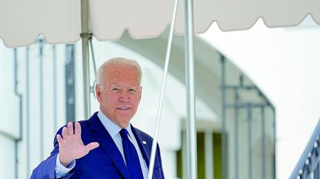 Байдън Фейсбук убива хора с фалшиви новини за ваксините