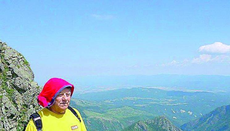 Дядо учи право за да не плаща на адвокати - Дядо учи право, за да не плаща на адвокати