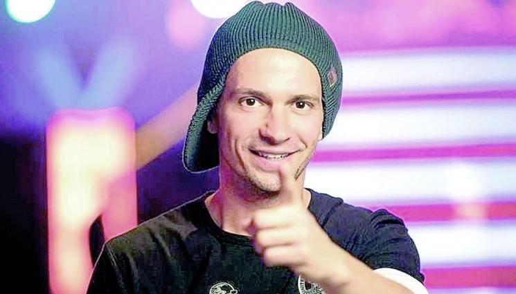 Део разказва живота си на сцената - Голяма трагедия в семейството на Део! (СНИМКИ)